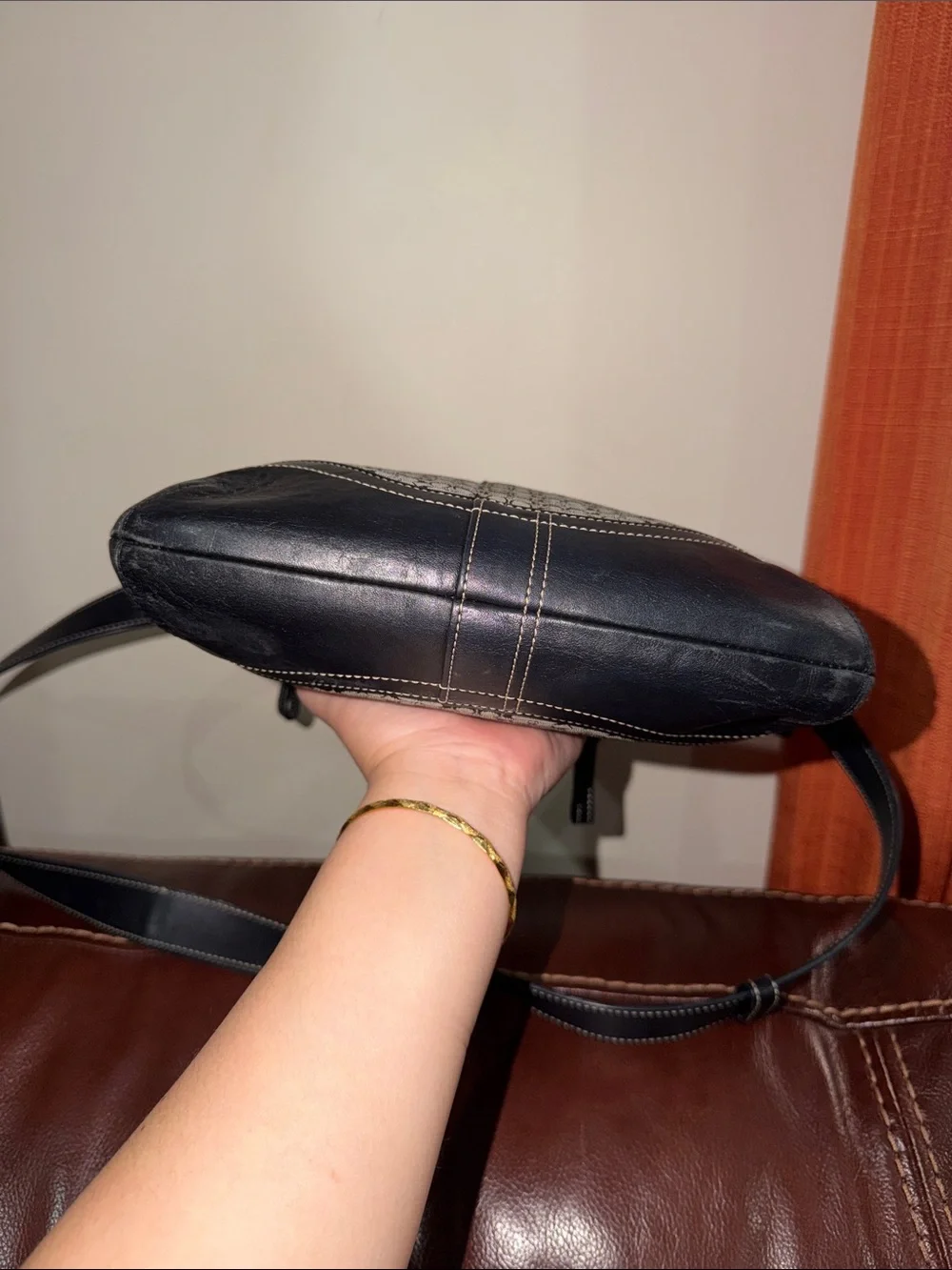 ‼️Vintage Coach Signature Leather Crossbody Bag